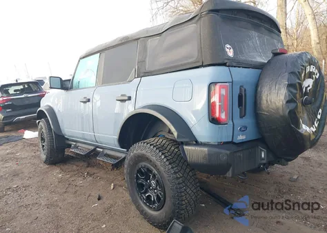 2023 Ford Bronco Wildtrak z USA, uszkodzony, nr VIN 1FMEE5DP6PLB86742